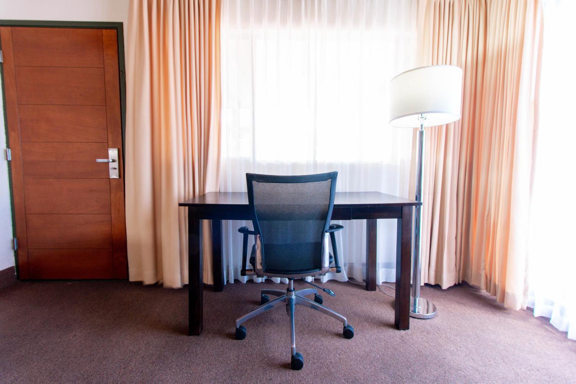 טקאטה Hotel El Dorado חדר תמונה