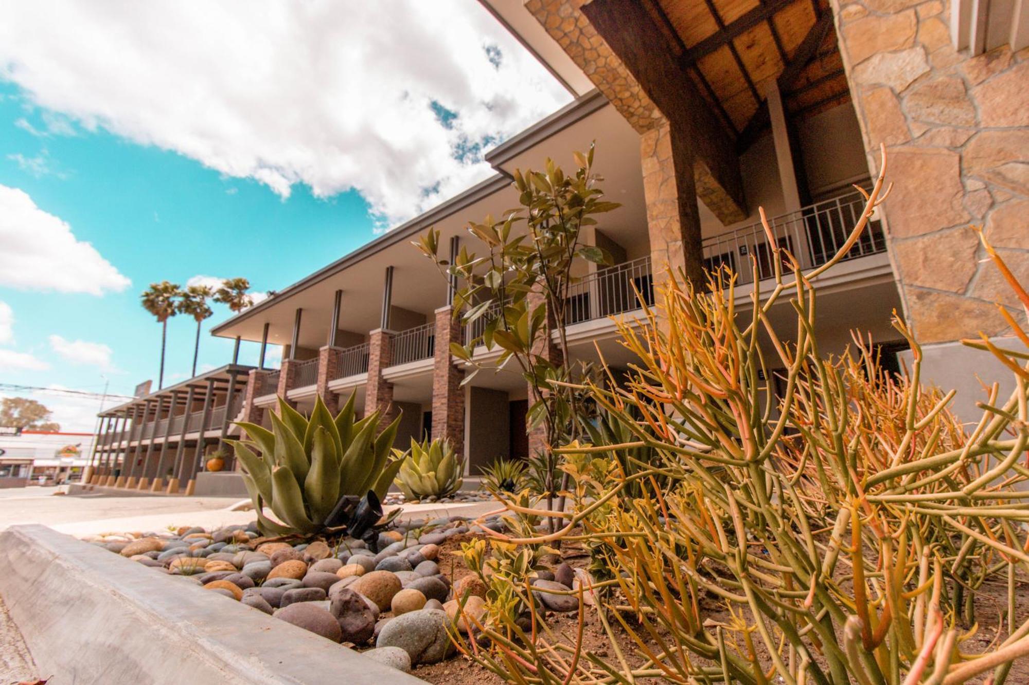טקאטה Hotel El Dorado מראה חיצוני תמונה