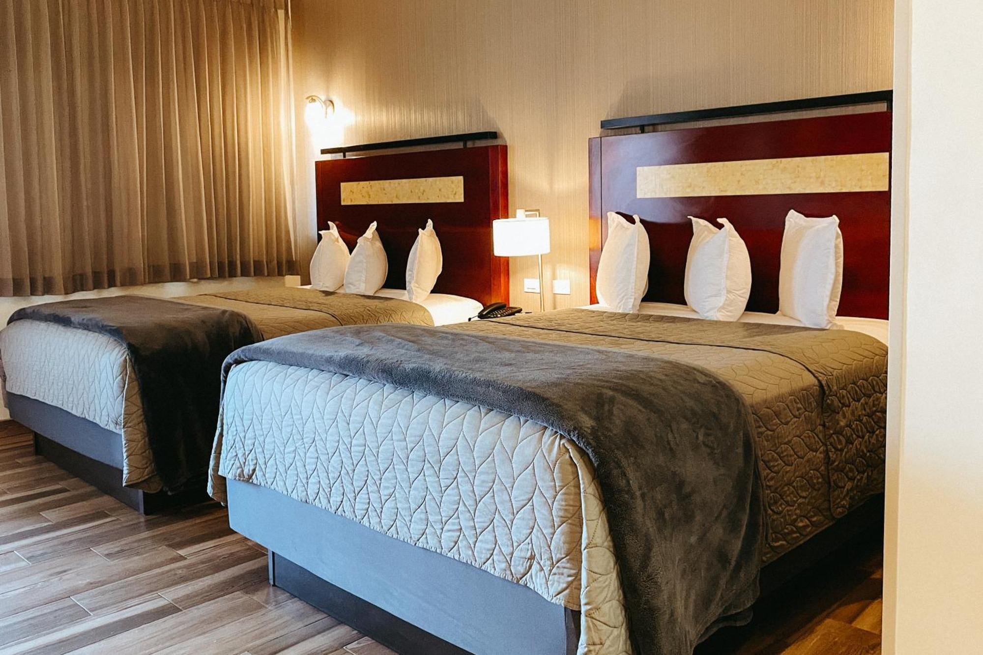 טקאטה Hotel El Dorado מראה חיצוני תמונה